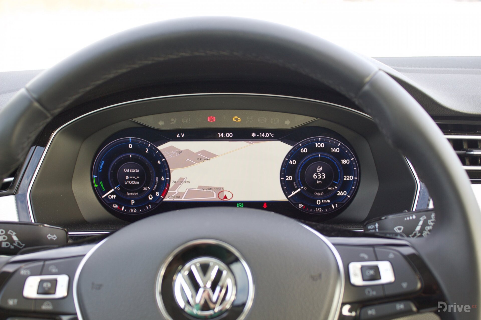 Volkswagen Passat GTE (2015)