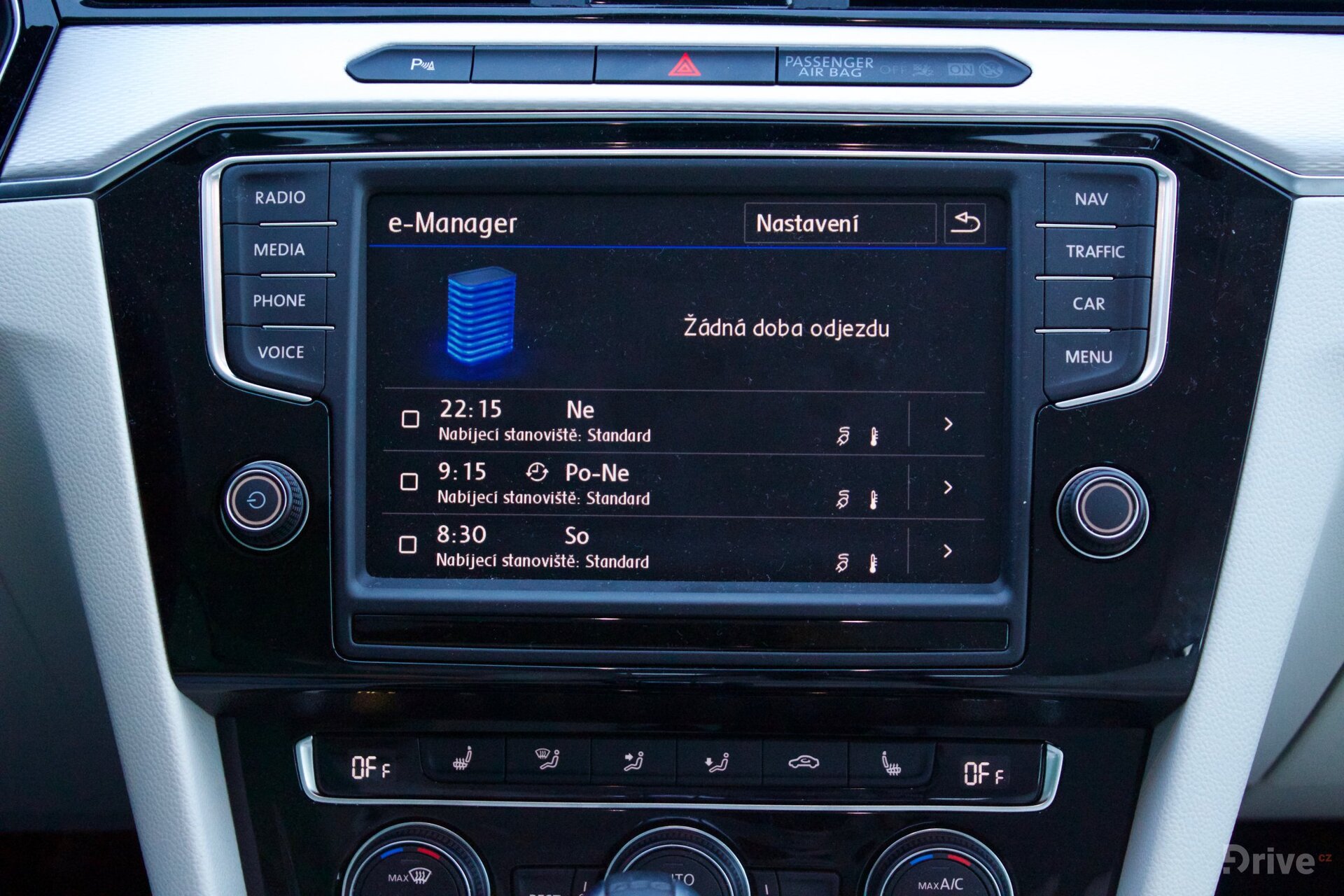 Volkswagen Passat GTE (2015)