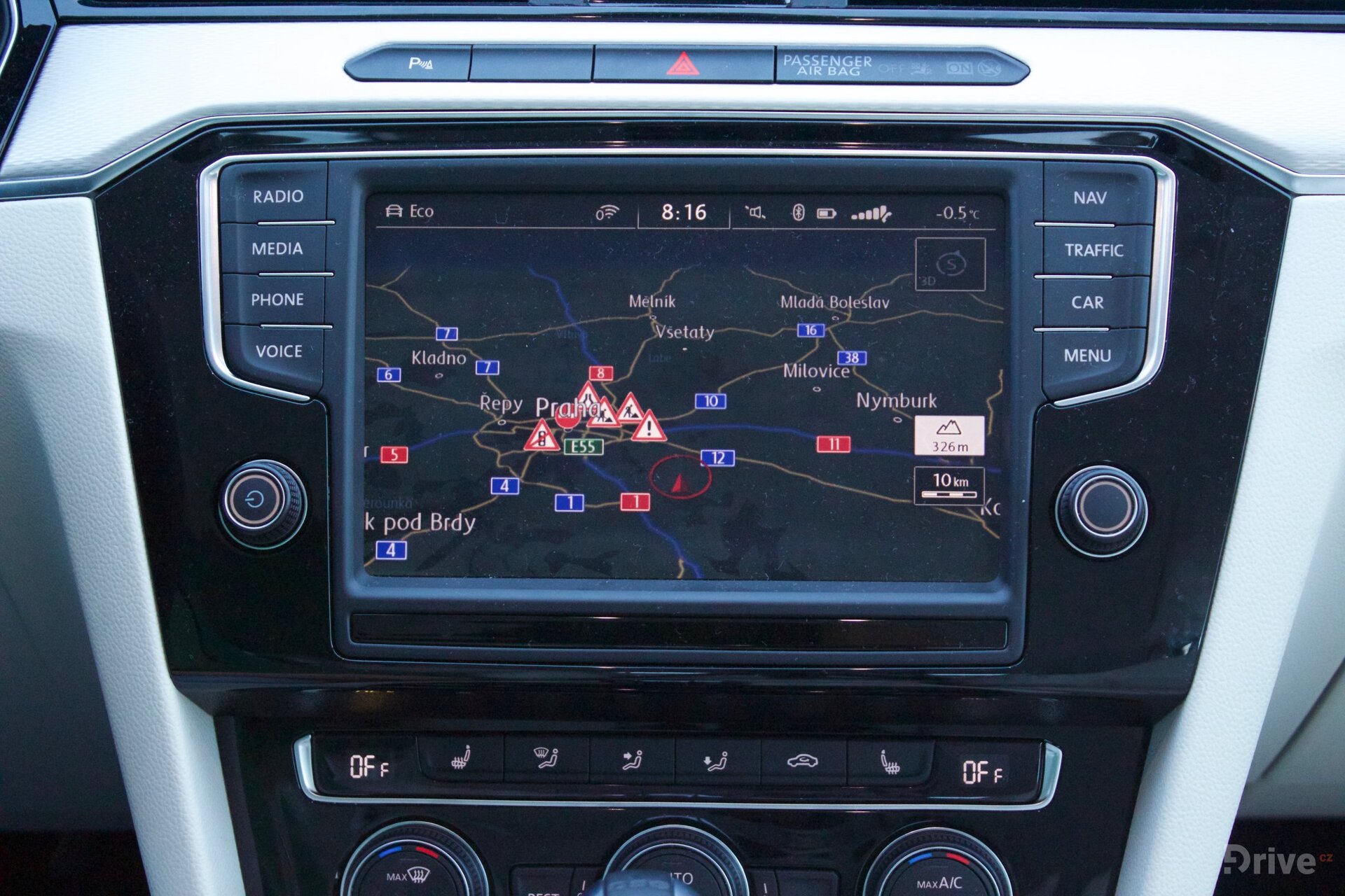 Volkswagen Passat GTE (2015)