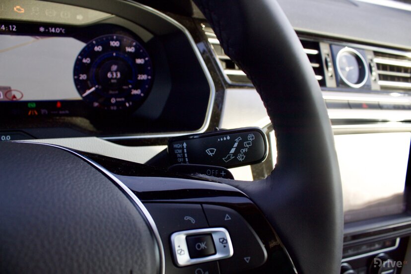 Volkswagen Passat GTE (2015)