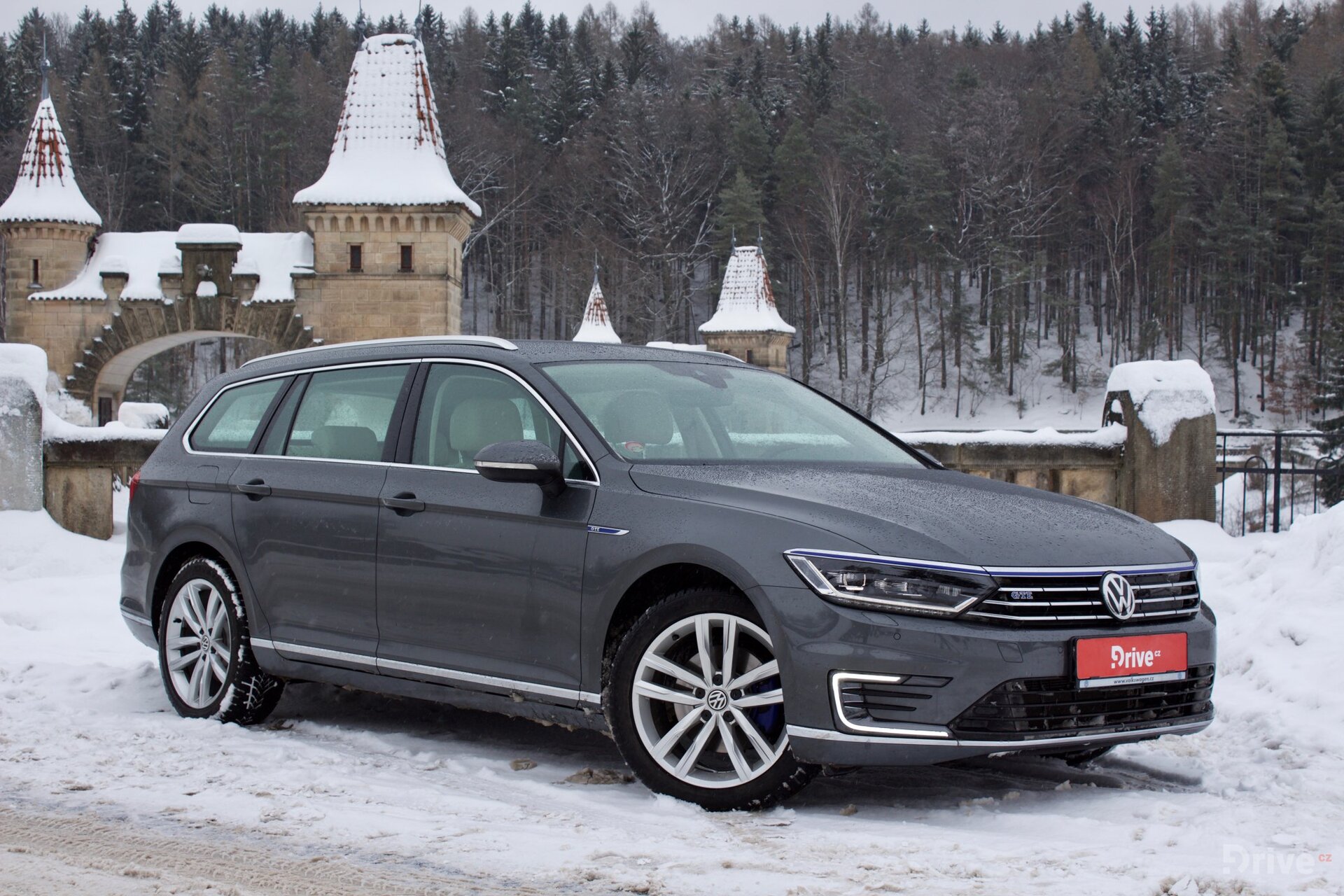 Volkswagen Passat GTE (2015)