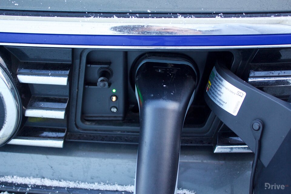 Volkswagen Passat GTE (2015)