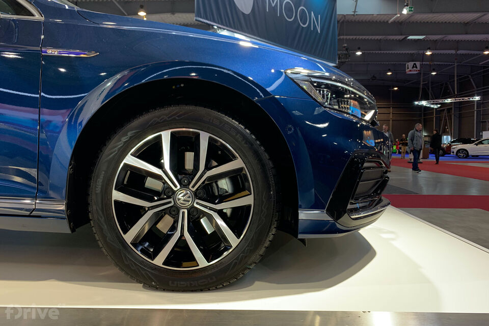 Volkswagen Passat GTE (2019)