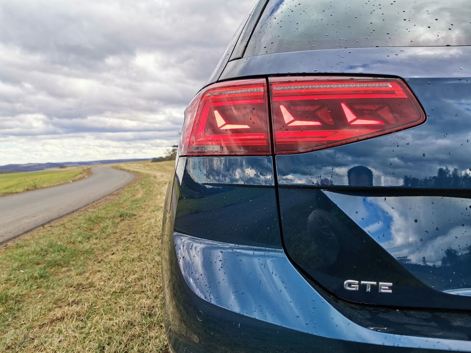 Volkswagen Passat GTE (2019)