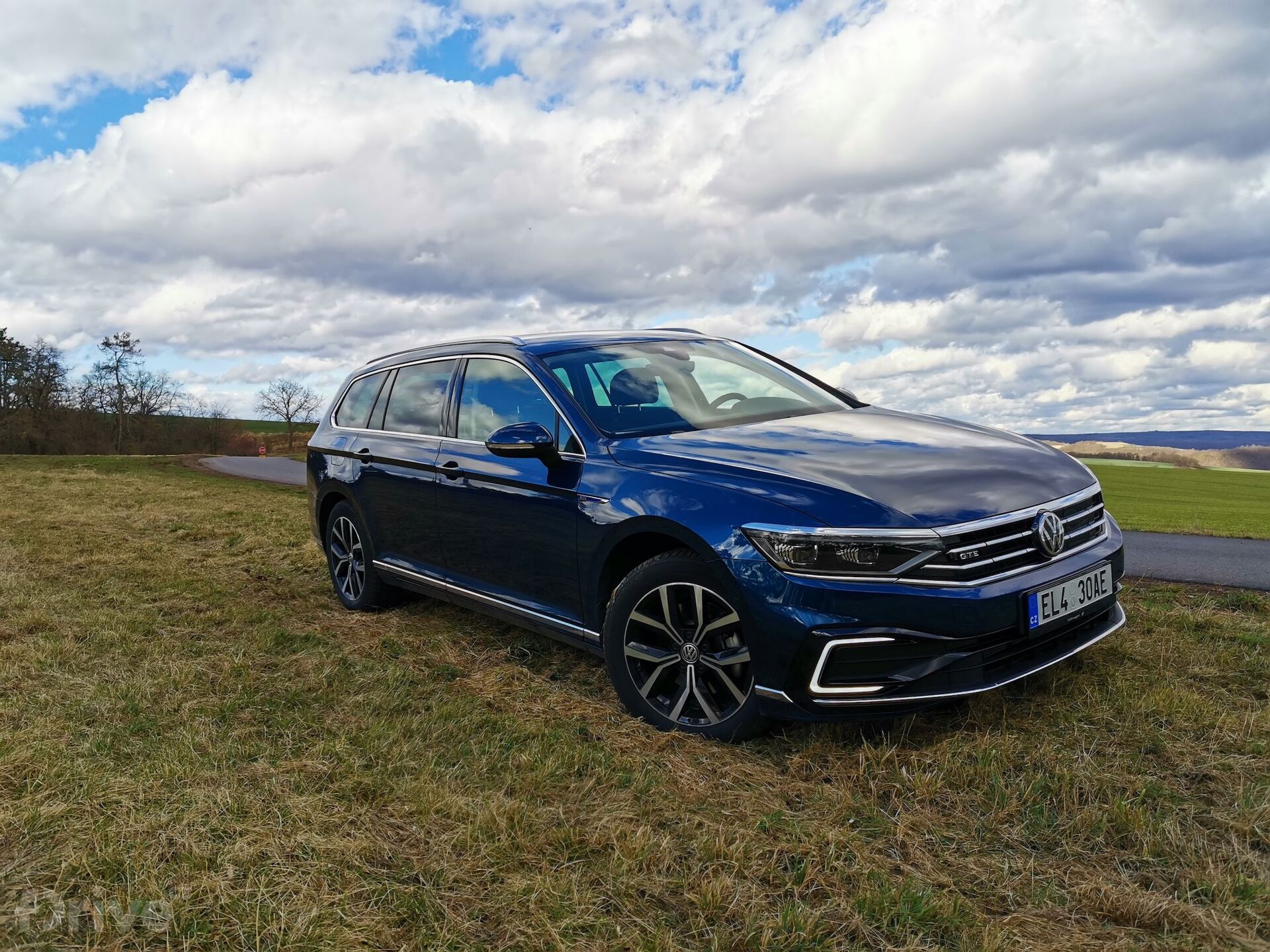 Volkswagen Passat GTE (2019)