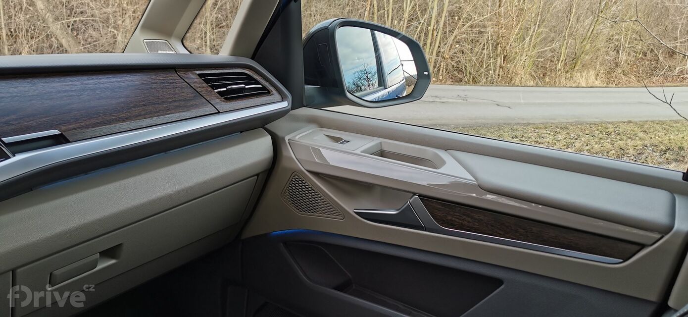 Volkswagen T7 Multivan (2021)