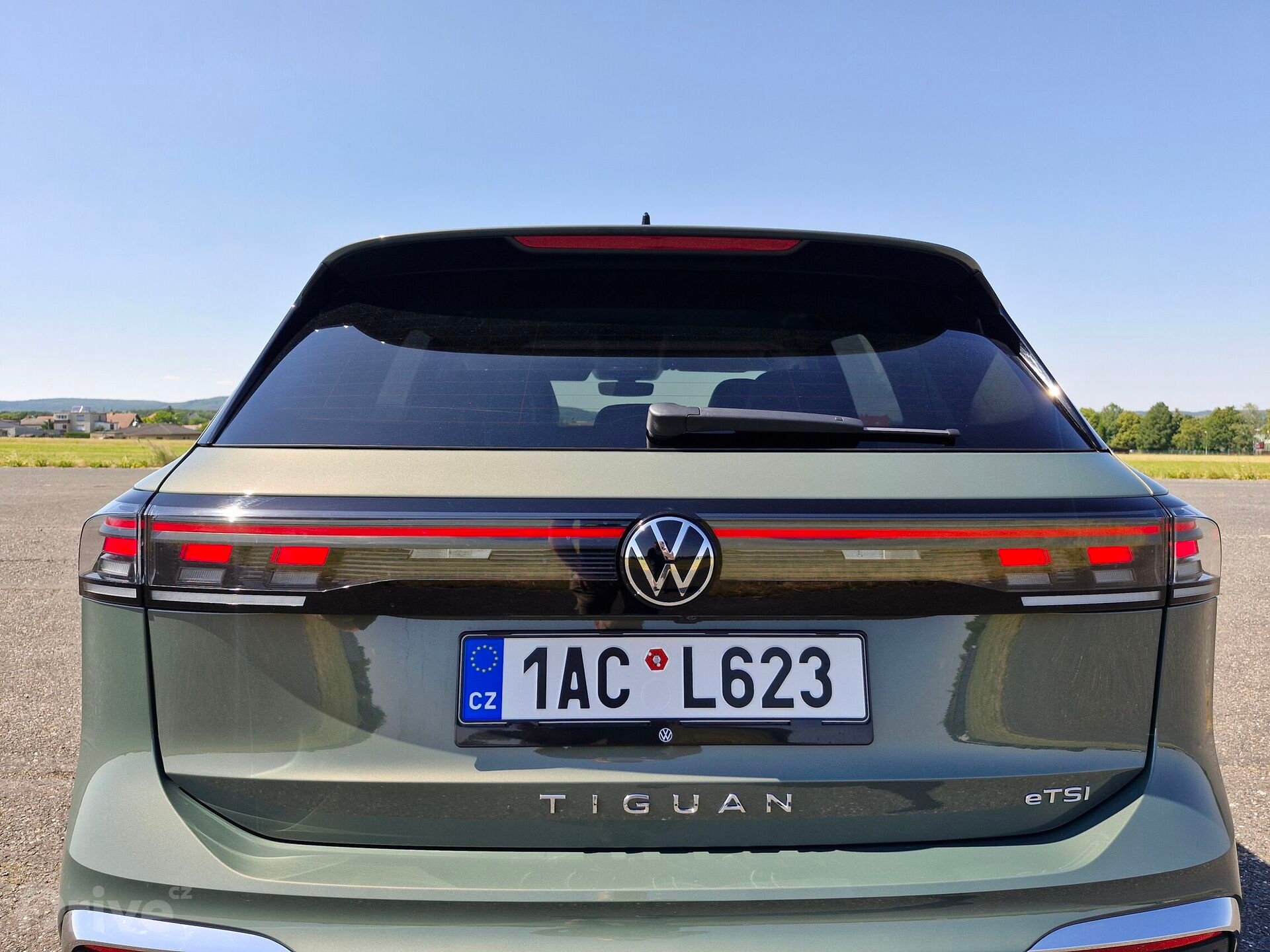 Volkswagen Tiguan (2024)