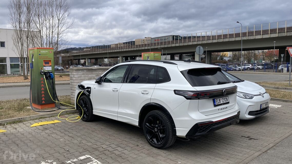 Volkswagen Tiguan (2024)