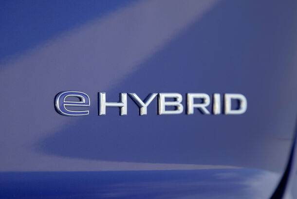 Volkswagen Touareg R (2020)