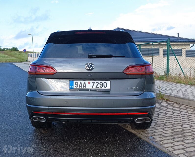 Volkswagen Touareg R (2020)