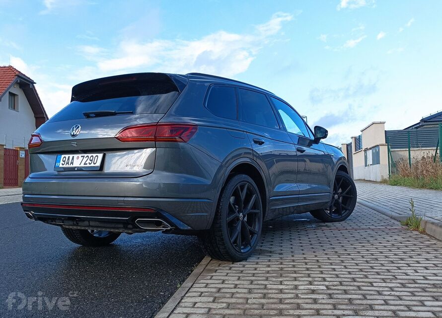 Volkswagen Touareg R (2020)