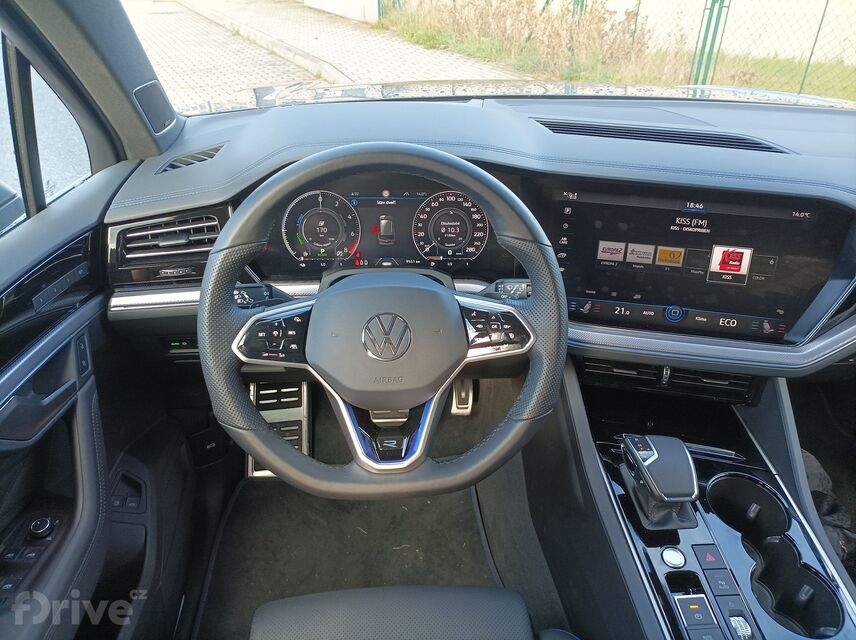 Volkswagen Touareg R (2020)