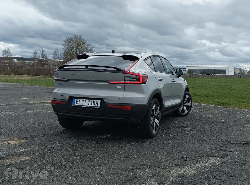 Volvo C40 P6 Recharge Plus (2023)