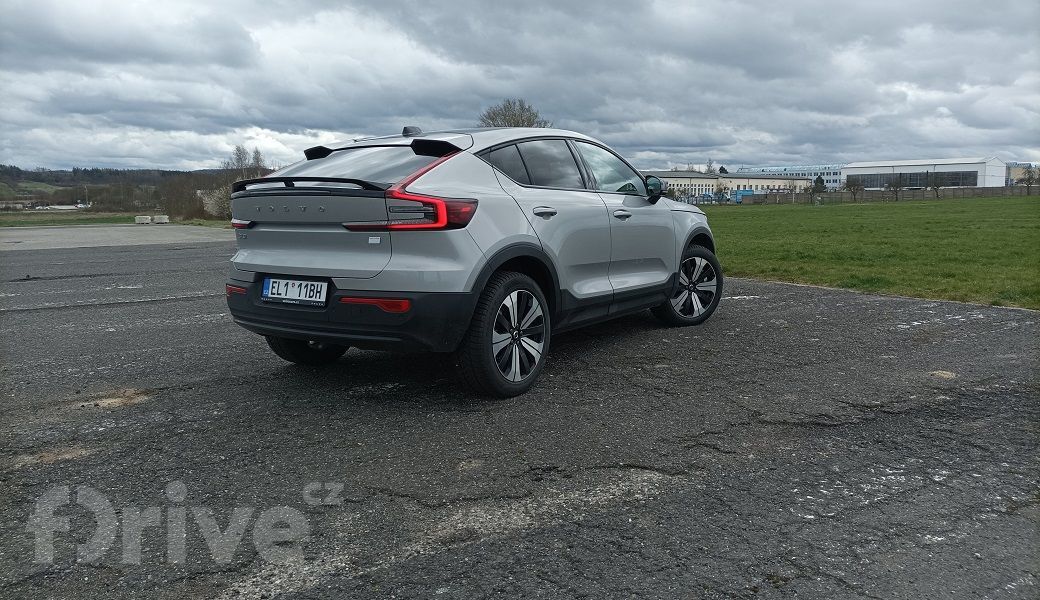 Volvo C40 P6 Recharge Plus (2023)