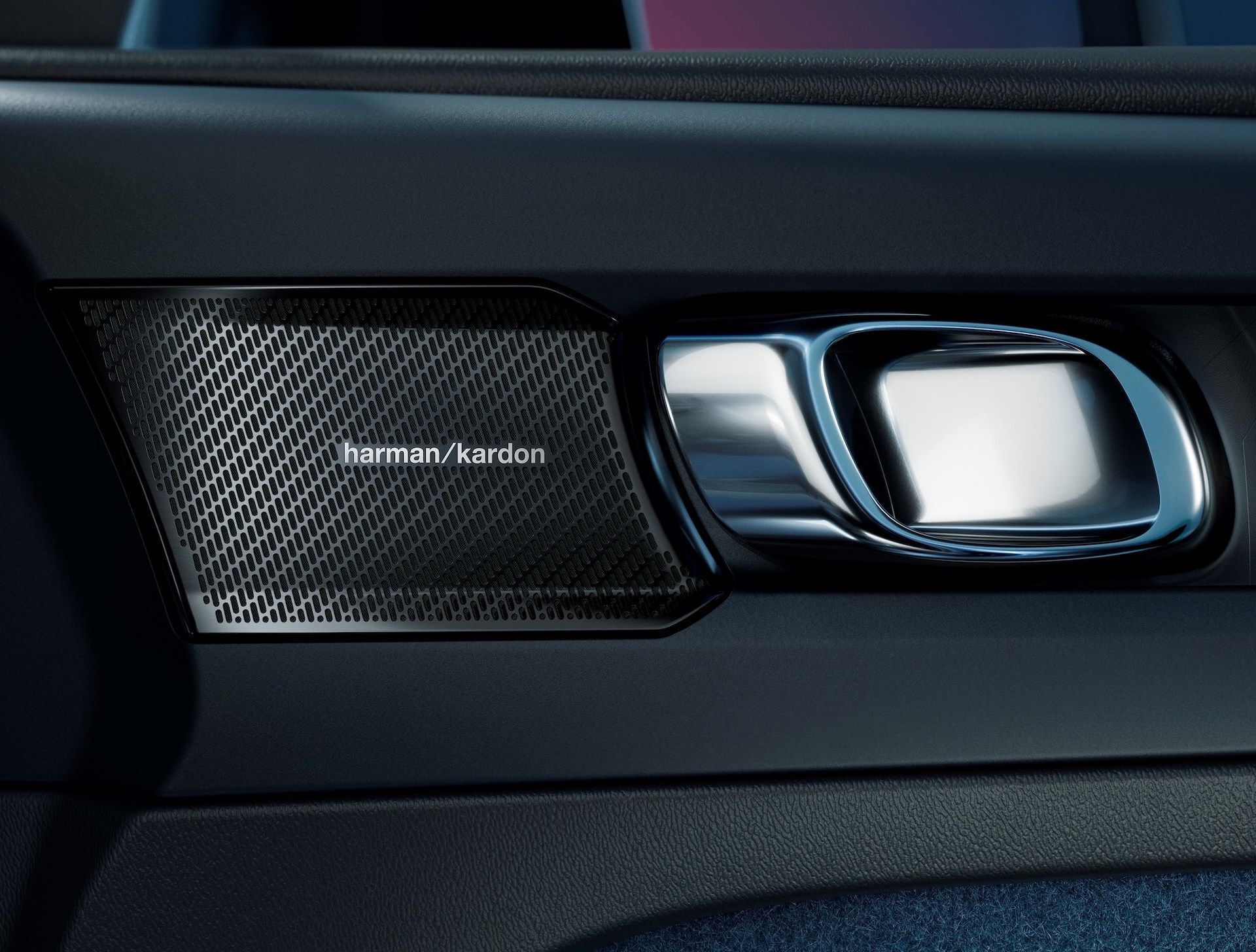 Volvo C40 Recharge - interiér