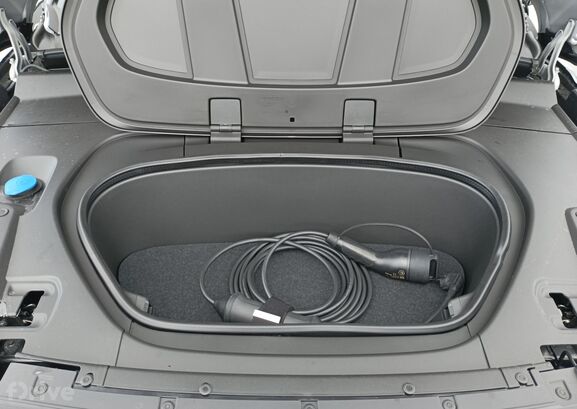 Volvo C40 Recharge P6