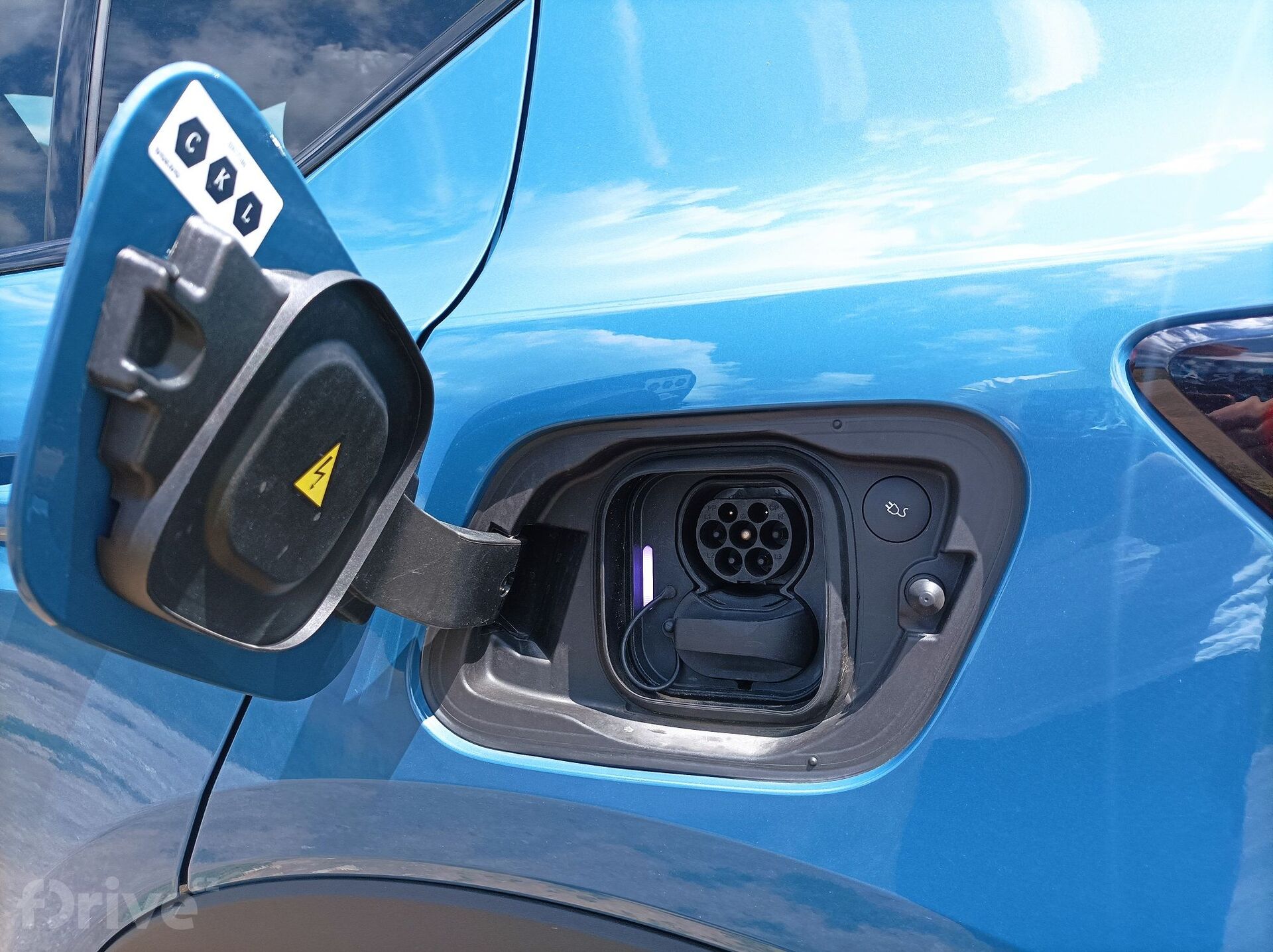 Volvo C40 Recharge P8