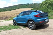 Volvo C40 Recharge P8