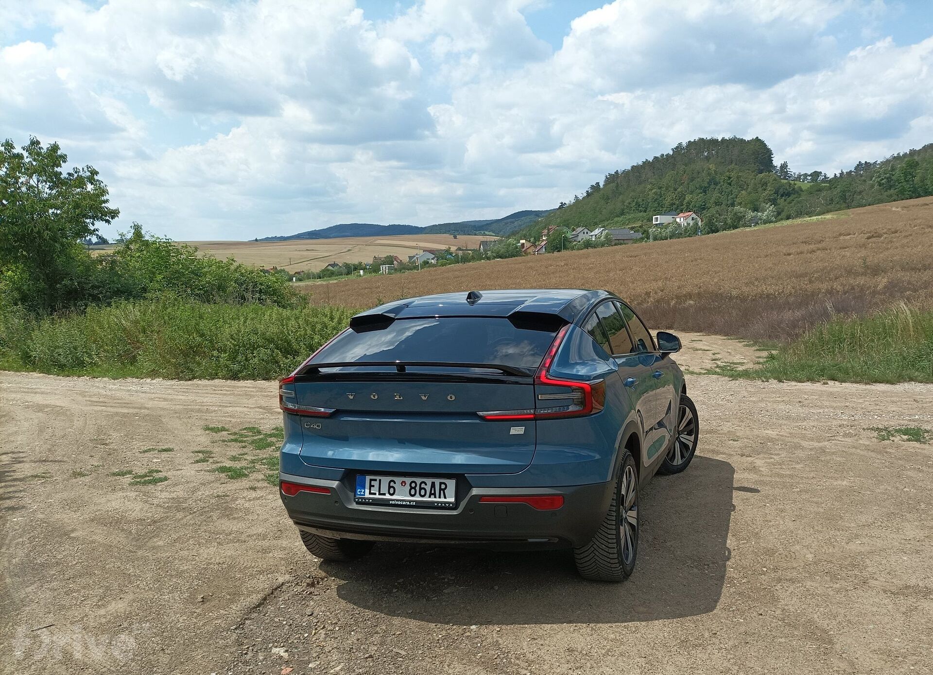 Volvo C40 Recharge P8