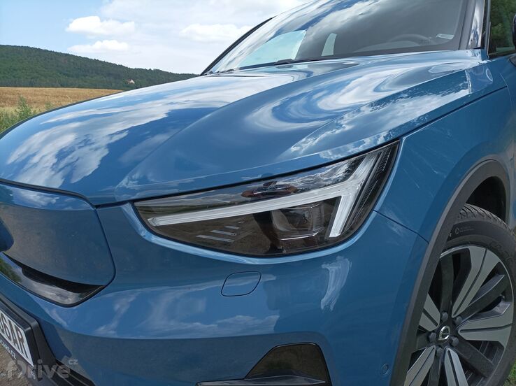 Volvo C40 Recharge P8