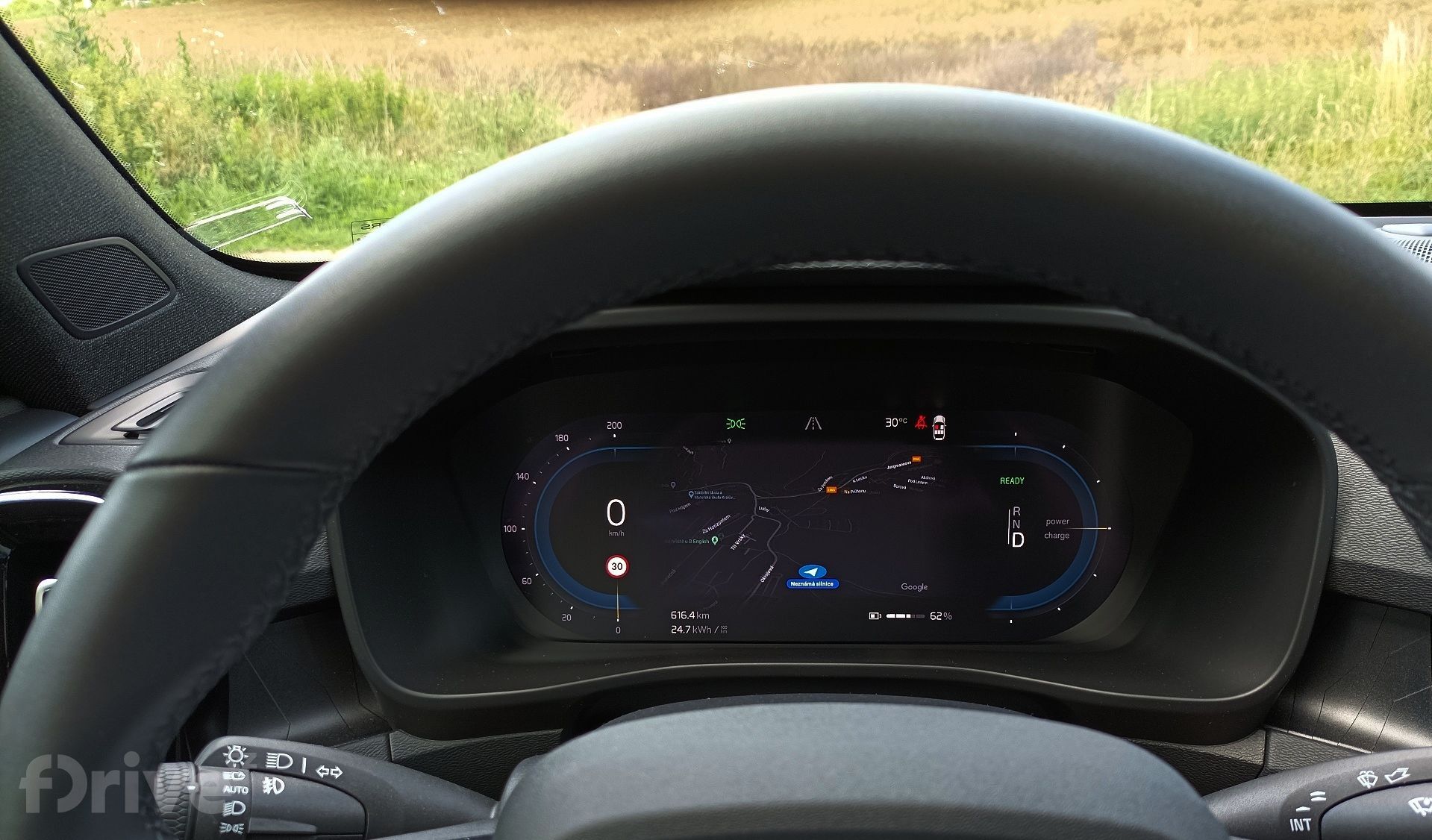 Volvo C40 Recharge P8