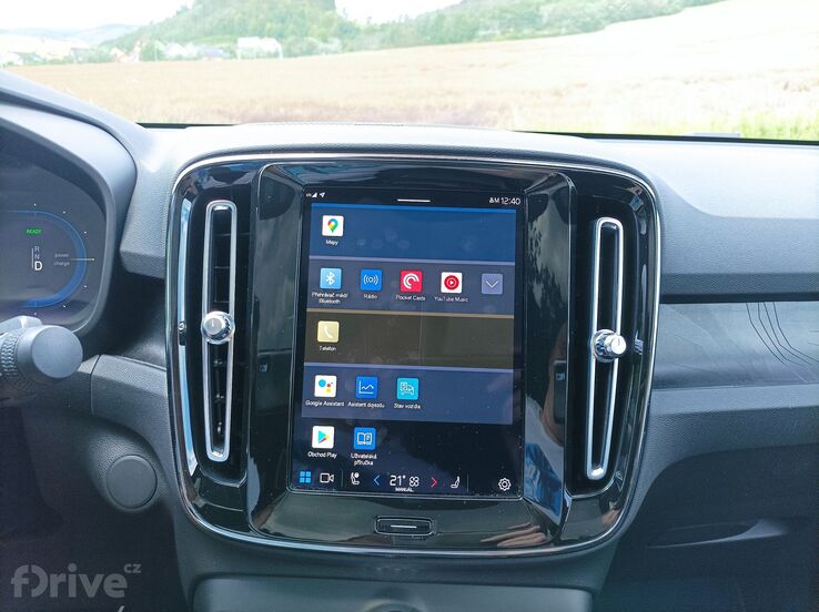 Volvo C40 Recharge P8