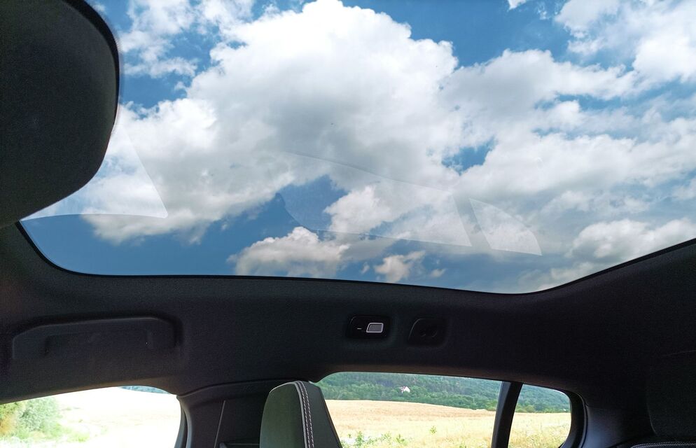 Volvo C40 Recharge P8