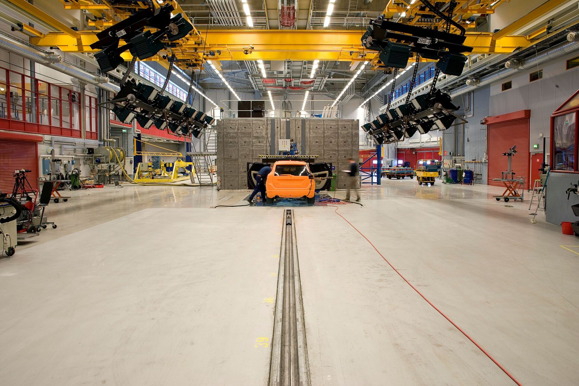 Volvo crash test laboratoř