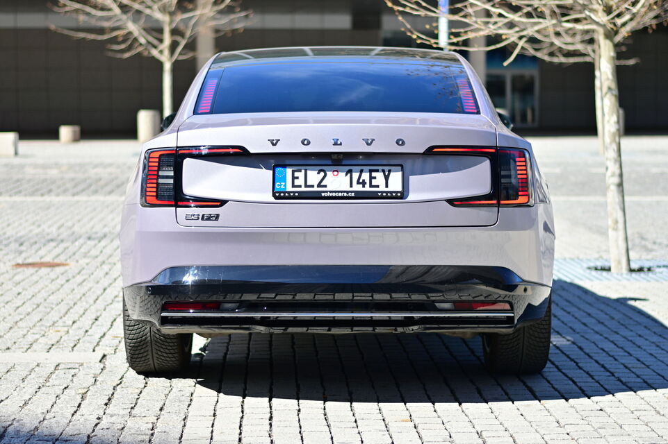 Volvo ES90