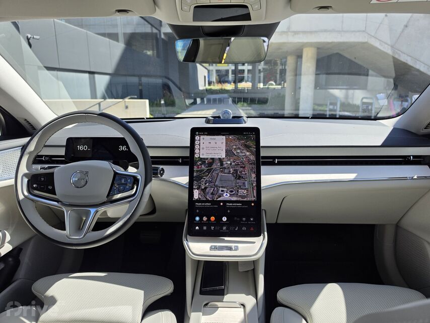 Volvo ES90