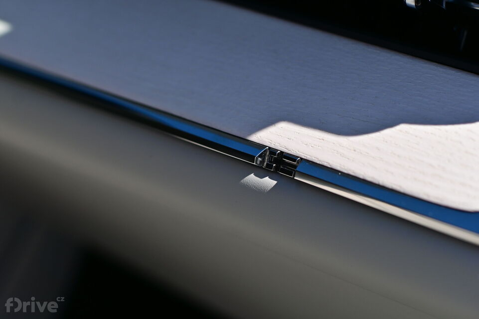 Volvo ES90