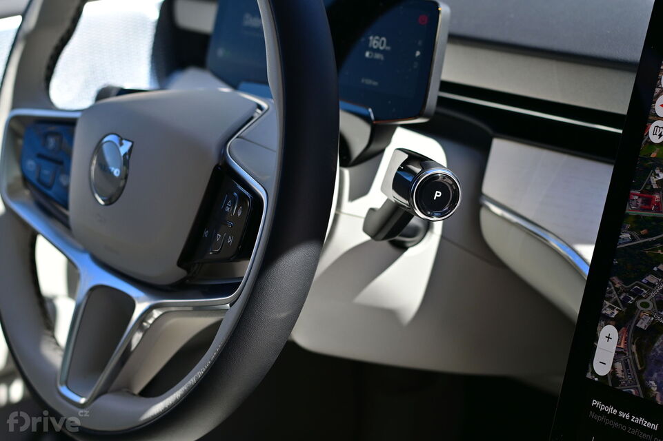Volvo ES90