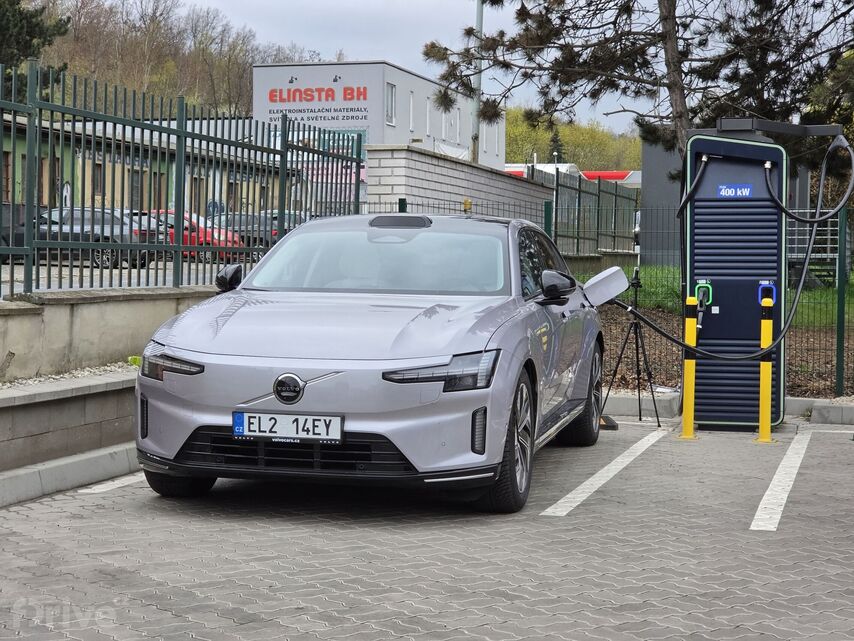 Volvo ES90