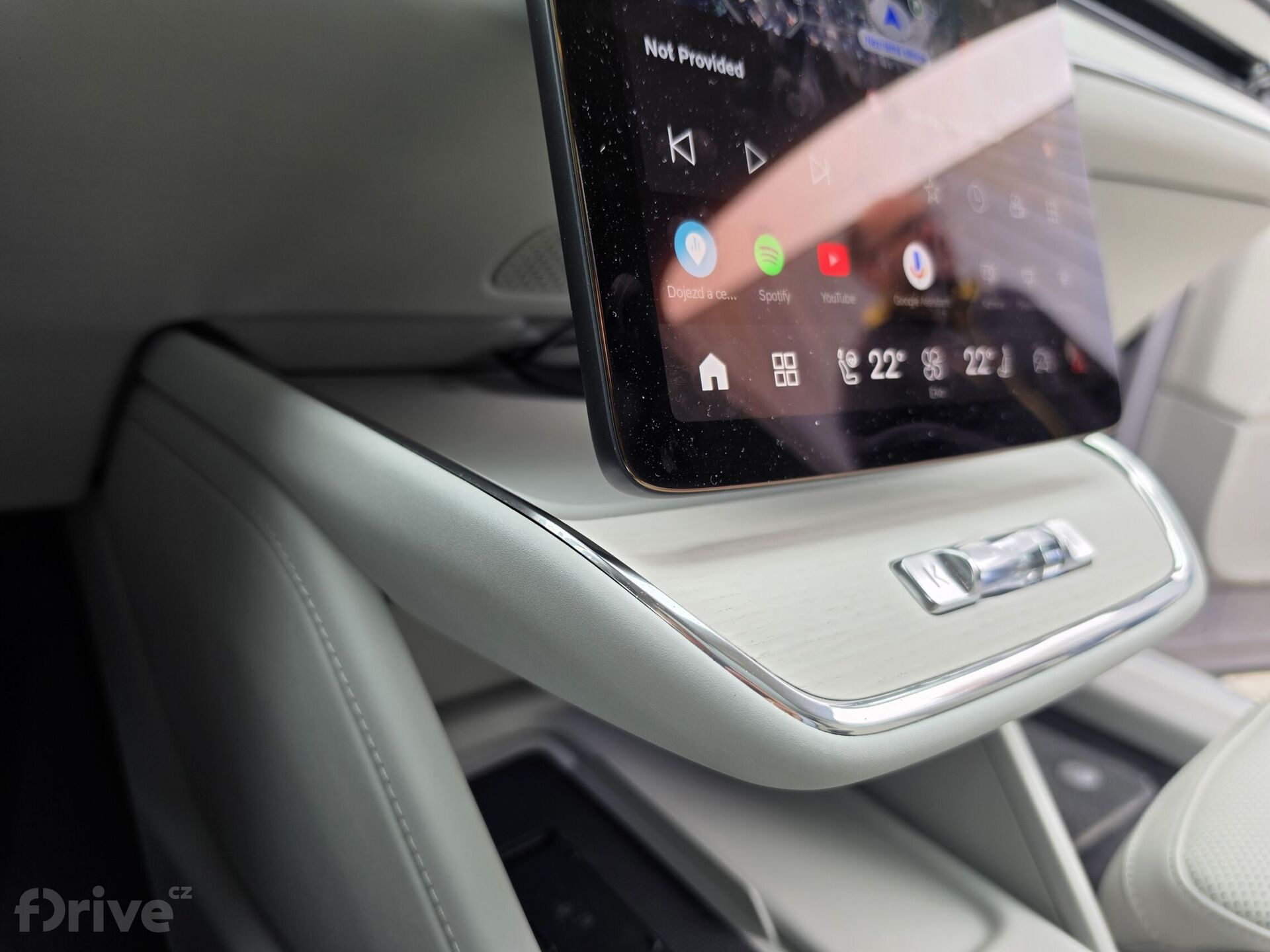 Volvo ES90