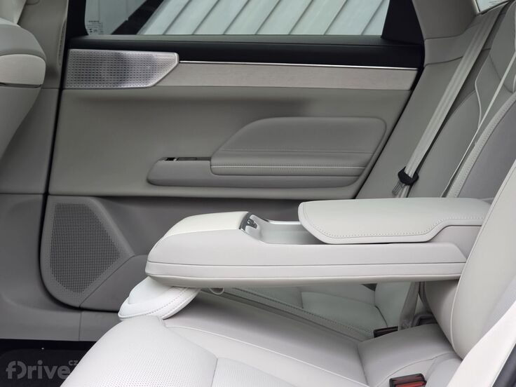 Volvo ES90