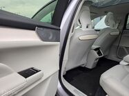 Volvo ES90