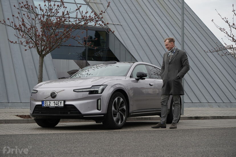 Volvo ES90