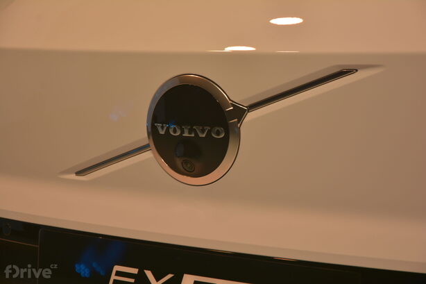 Volvo EX30