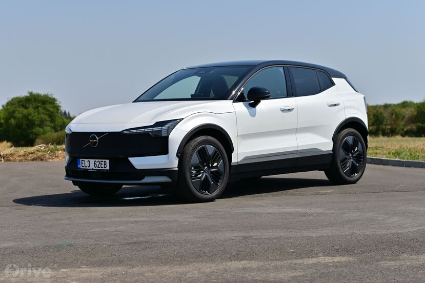 Volvo EX30 Cross Country