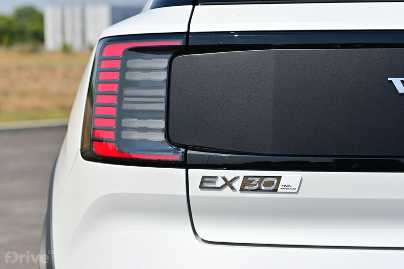 Volvo EX30 Cross Country