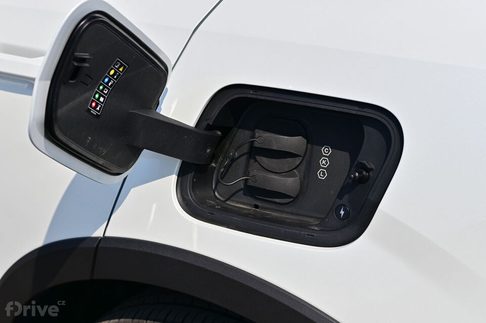 Volvo EX30 Cross Country