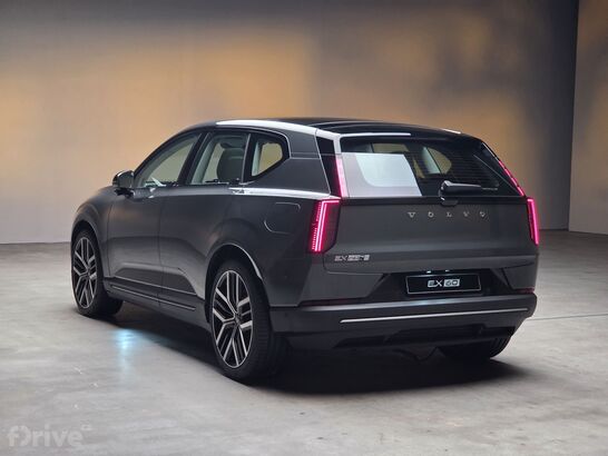 Volvo EX60 (2026)