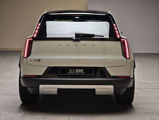 Volvo EX60 Cross Country (2026)