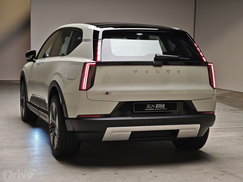 Volvo EX60 Cross Country (2026)