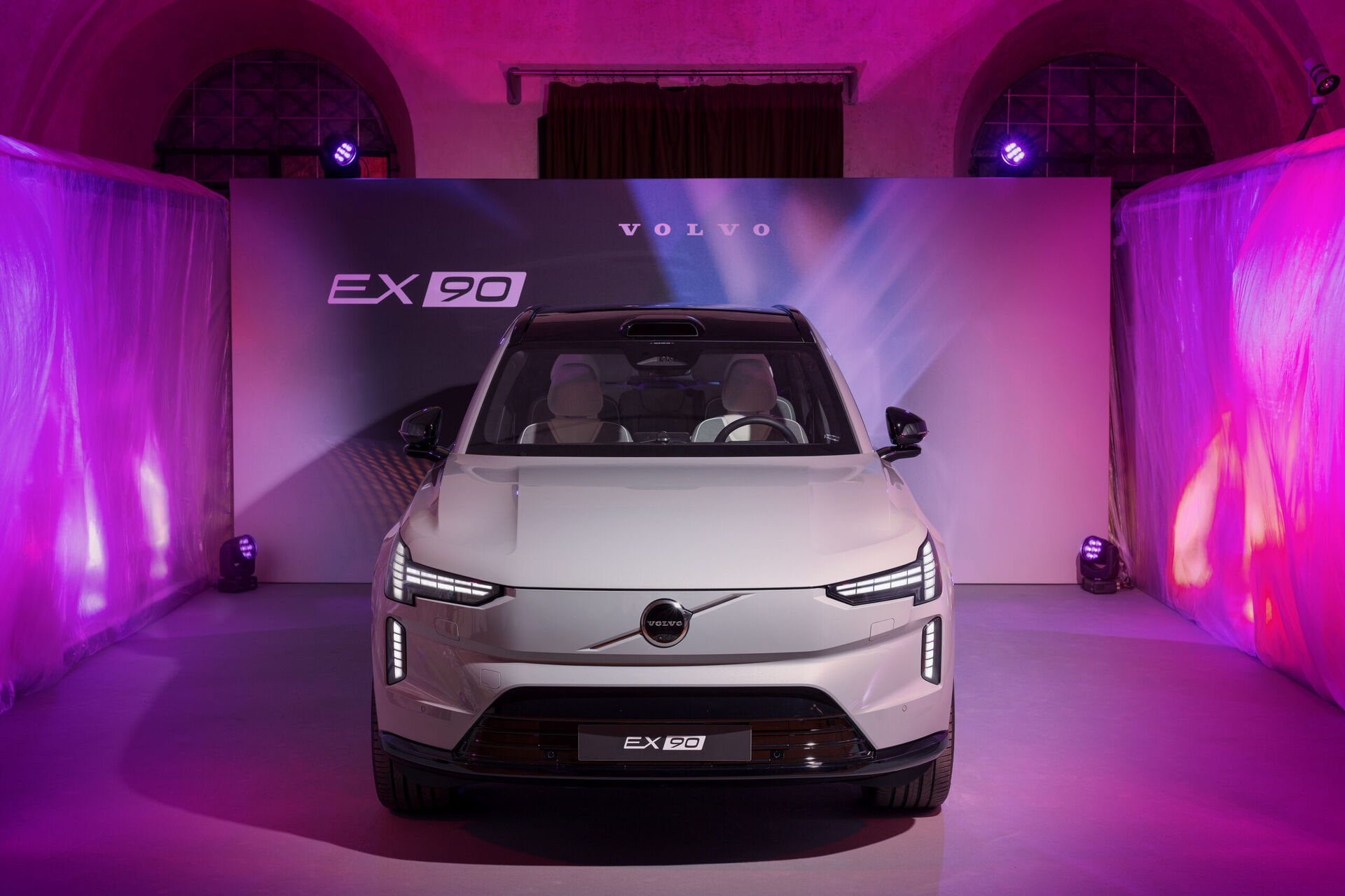 Volvo EX90