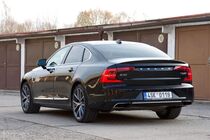 Volvo S90 (2015)