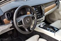 Volvo S90 (2015)