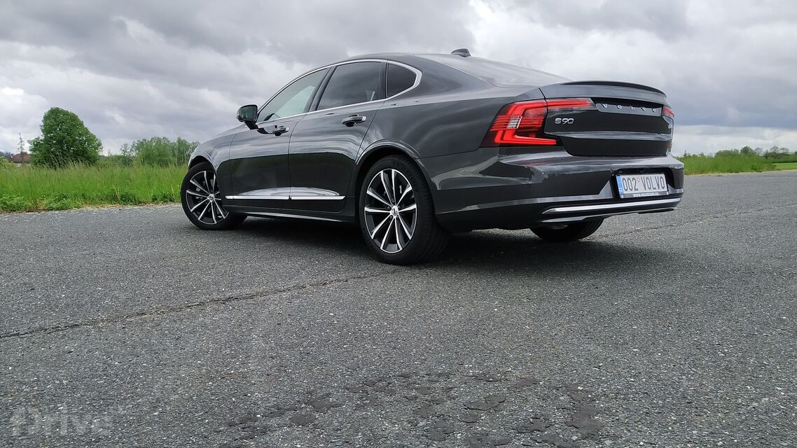 Volvo S90 B6 AWD (2021)