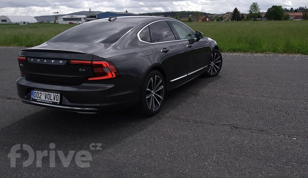 Volvo S90 B6 AWD (2021)