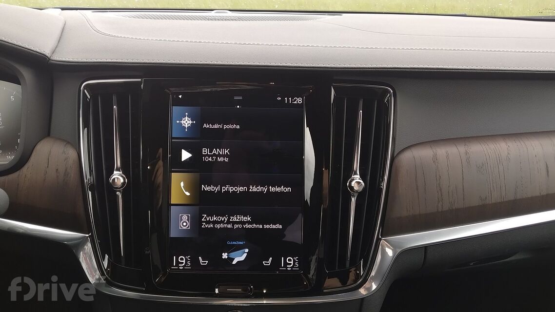 Volvo S90 B6 AWD (2021)